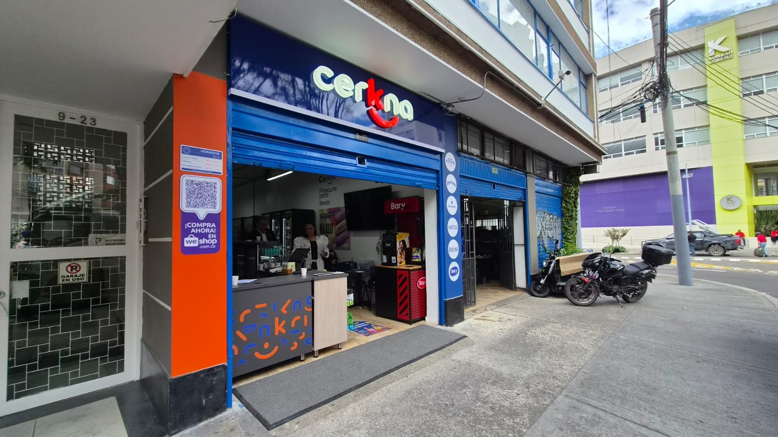 Fachada de la tienda Cerkna de Chapinero, en la Calle 62